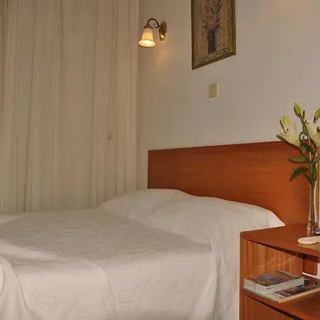 Residencial D. Joao Iii Πόντα Ντελγκάντα